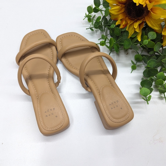 🌺5/$25🌺A New Day Nude Strappy Square Toe Sandals - Picture 4 of 6